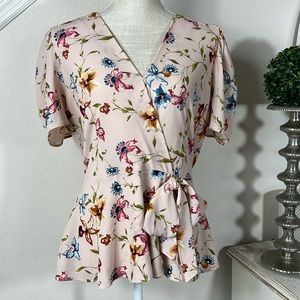 Lily White L Pink Floral Blouse